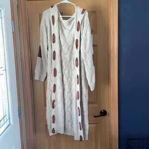 Long cardigan with hood